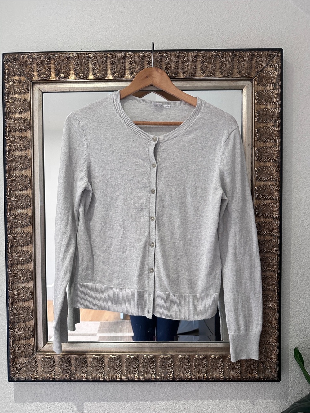 Gap Factory M Light Gray Button-Up Women's Sweater Cardigan